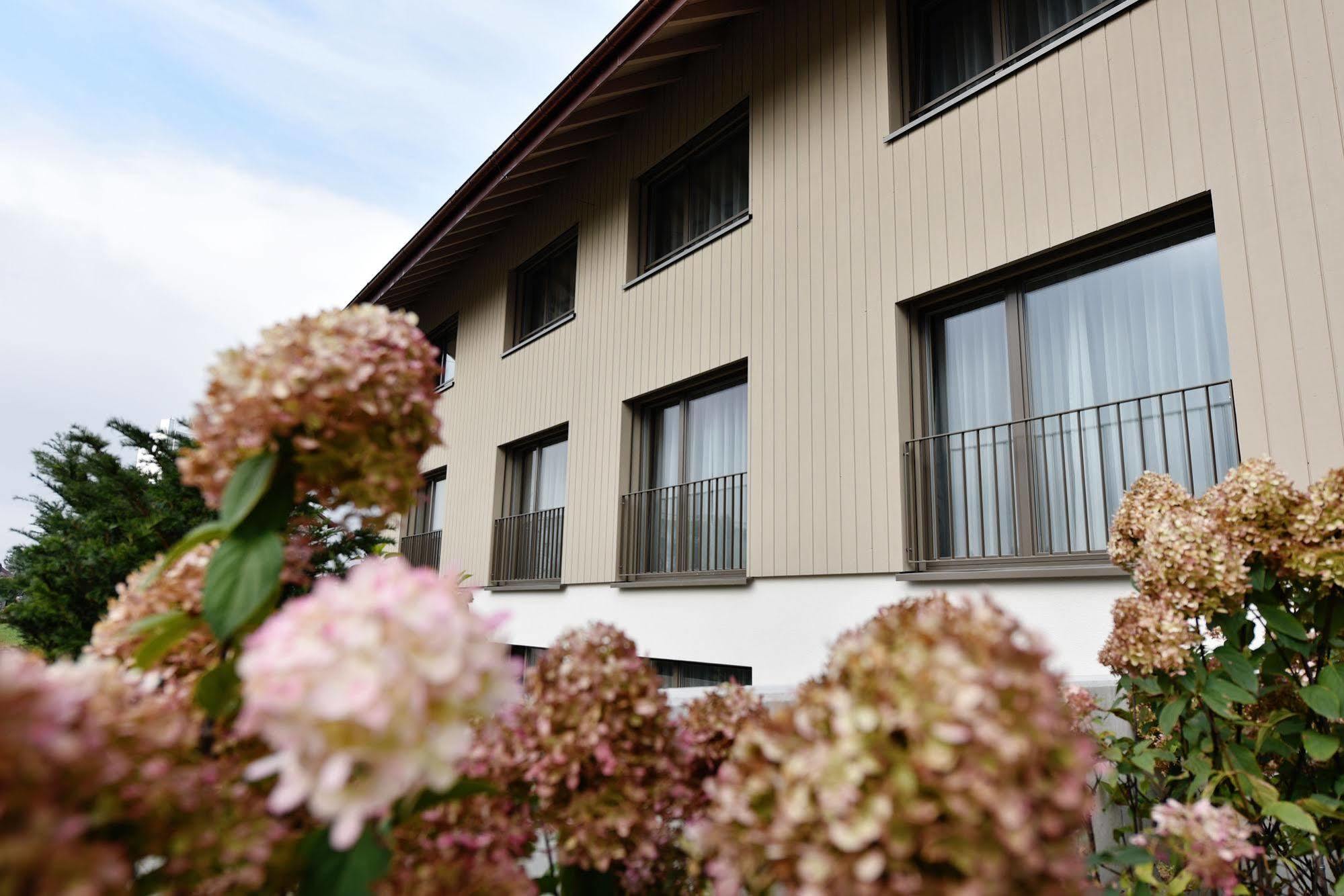 Landgasthof Kreuz - Der Zwischenstopp Mit Herz Auf Dem Weg In Den Suede Kappel bei Olten 외부 사진